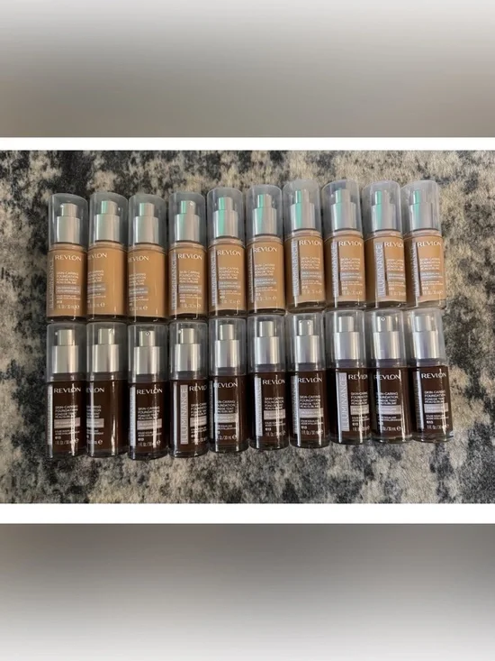Revlon Illuminance Skin-Caring Liquid Foundation Shade 313 Light Tan & 613 (20)