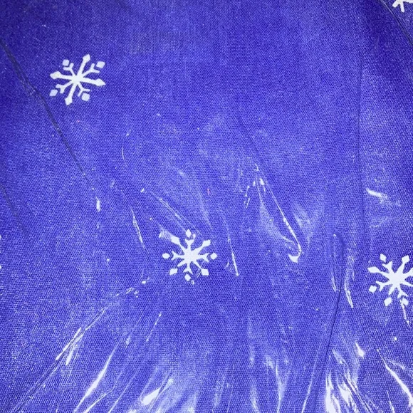 Bed skirt King size. Royal blue with snowflakes