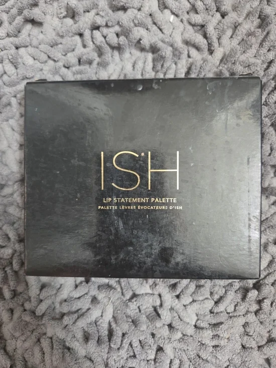 ISH Lip Statement Palette - Black & Gold Logo