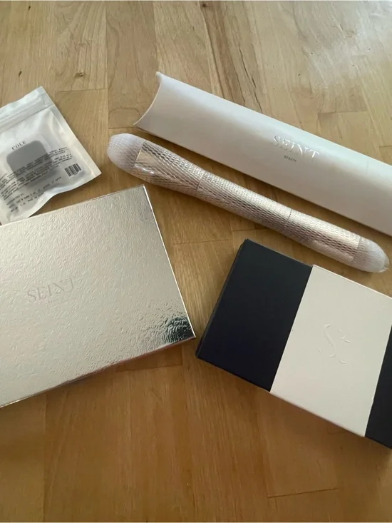 SEINT Makeup 4 New Item Bundle