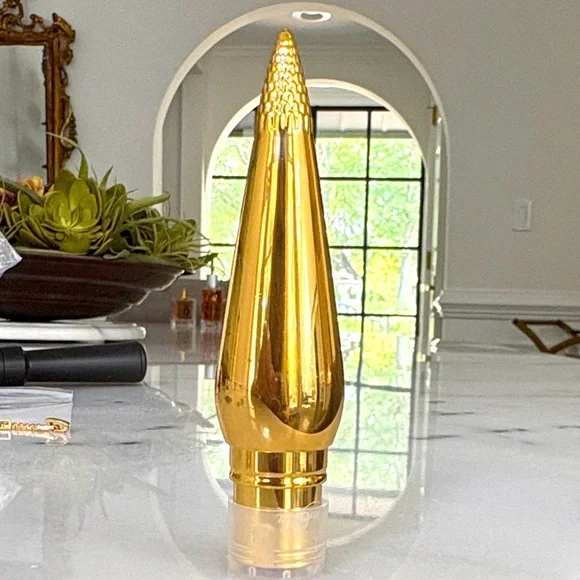 💄 NEW w/ Flaw Christian Louboutin Rouge Velvet Matte Lipstick 620