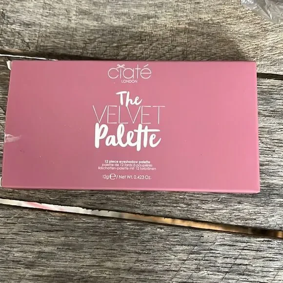 Ciate The Velvet Eyeshadow Pallette- brand new in box- beautiful colors