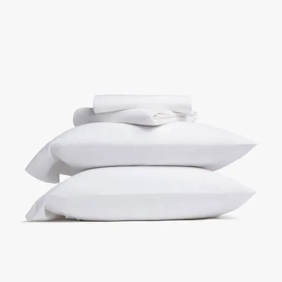 Parachute White Pillow and Sheet Set