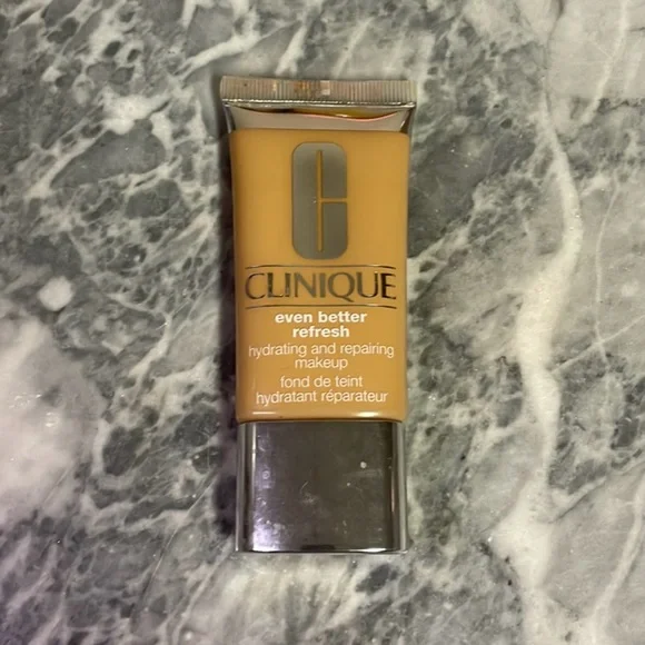 Clinique Even Better Refresh Foundation‎ Brulee