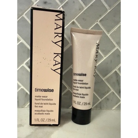 Mary Kay Timewise Matte-Wear Liquid Foundation 1 Oz Bronze 038765 NIB