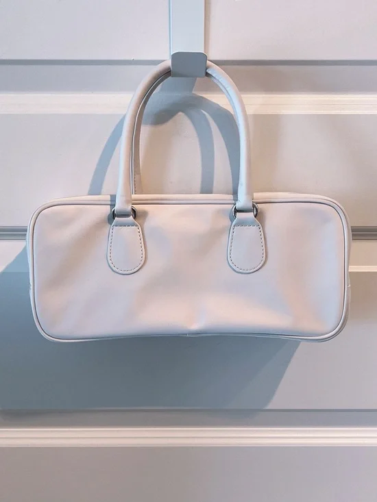 NWT Aritzia Wilfred Lina Minimalist Matte Pearl White Bag