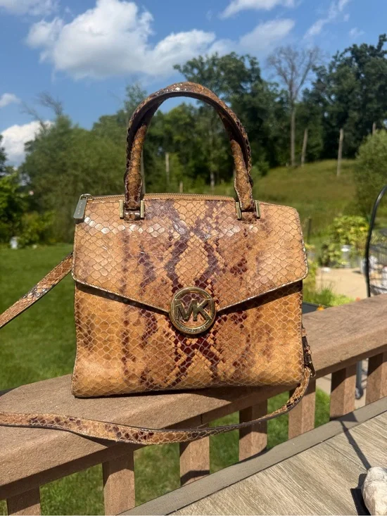 EUC Michael Michael Kors Hudson Snake-Embossed Leather Satchel Crossbody Bag