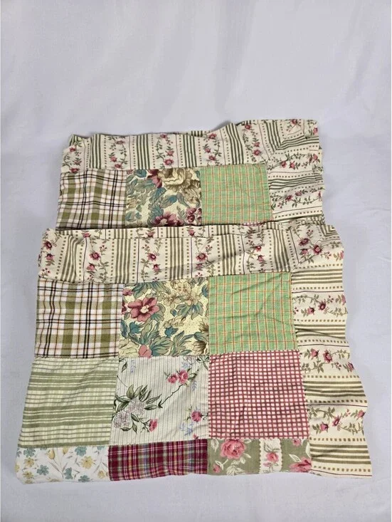 Pottery Barn Quilted Patchwork Pillowcases 25.5 X 33
