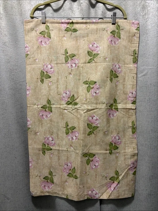 Vintage Floral Pink Rose Print Linen Panel single stitch