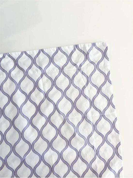 Sferra || Andover Euro Sham Egyptian Cotton White Lavender Purple