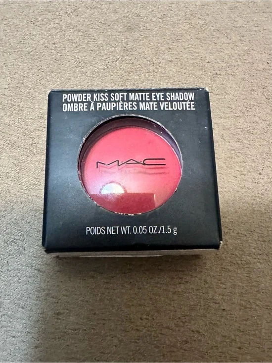 MAC Cosmetics Powder Kiss Soft Matte Eyeshadow - Coral Pink