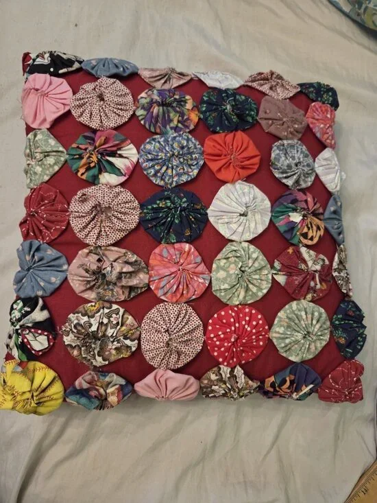Vintage Handmade Yoyo Quilt Throw Pillow 13 X 13