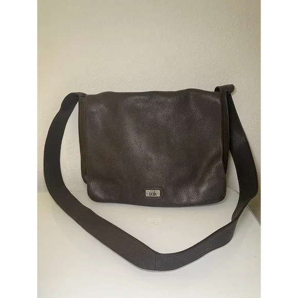 The Sak Crossbody Bag Brown Leather Satchel Flap Inside Pockets Divider Used