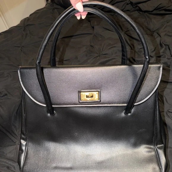 Vintage 1960s Black Leather Top-Handle Women's Bag
