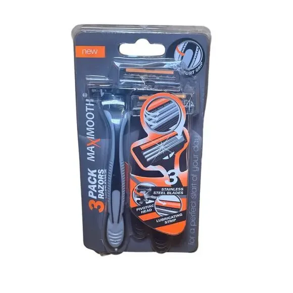Maximooth 3 Pack Disposable Razors for Men Comfort Grip Pivoting Head‎