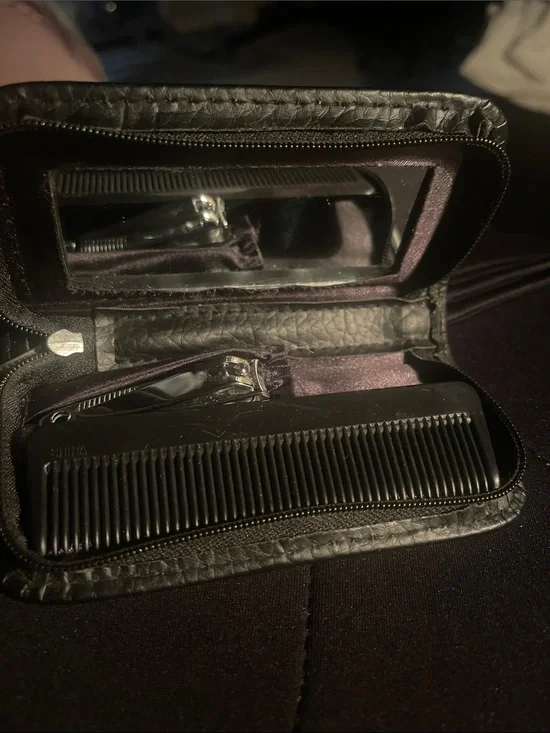 Vintage coed/Men's Travel Grooming Kit with Black Comb and Nail Clippers