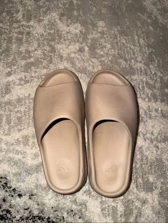 Men’s Yeezy Slide