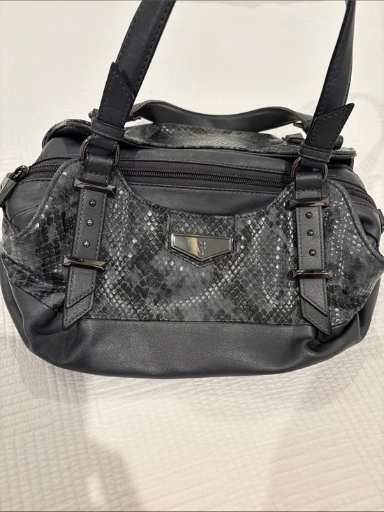 Like new Vera Wang satchel.