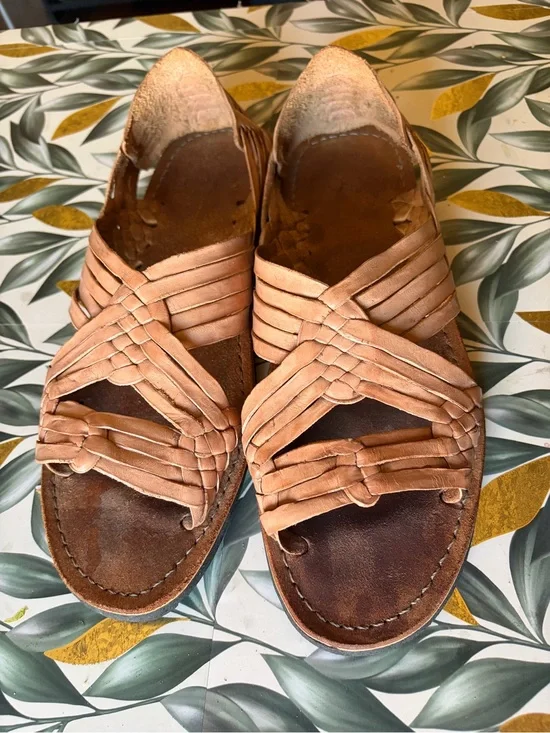 HUARACHES