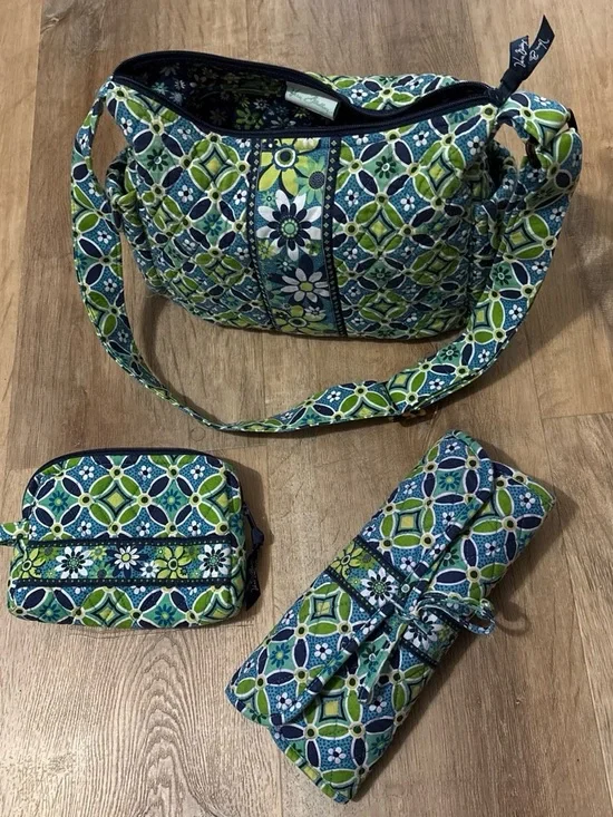 Vera Bradley Daisy Daisy 2008 Shoulder bag, makeup pouch and brush holder
