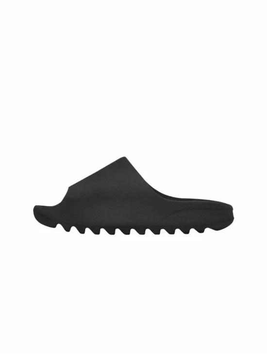 Men’s Yeezy Slides Size 13