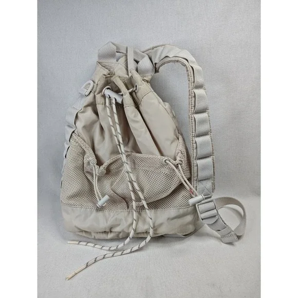 Dagne‎ Dover NOVA White Sling Bag Backpack Crossbody Carryall Satchel Sack