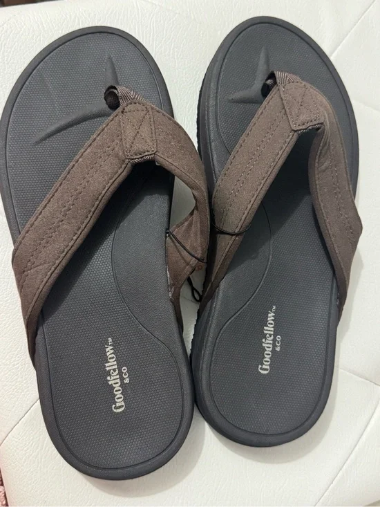 Goodfellow & Co Men's Dark Brown Foam Strap Flip Flops