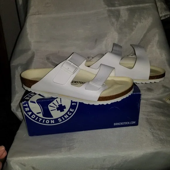 Birkenstock Arizona Sandals Mens 12 White Excellent Birko-Flor Two-Strap Slides