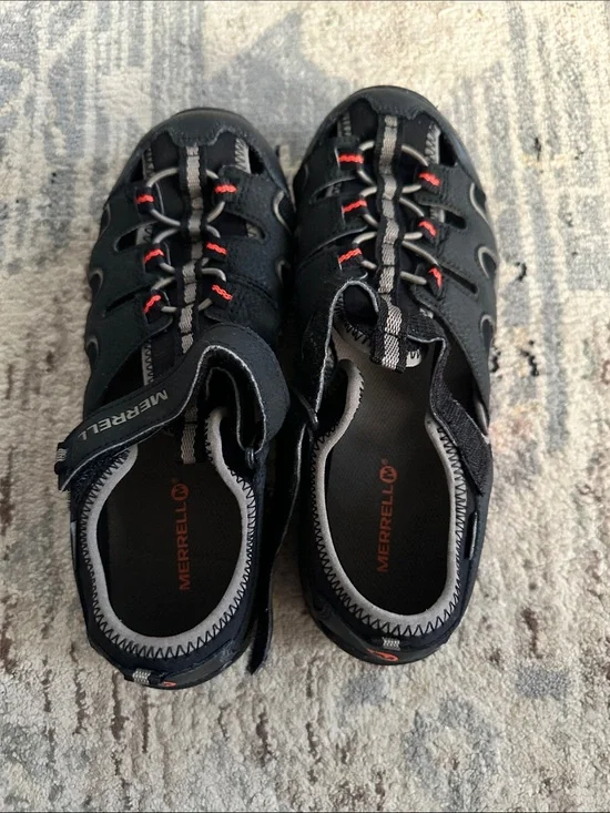 Merrell Men's Black Sandal Sneakers with Subtle Red Accents