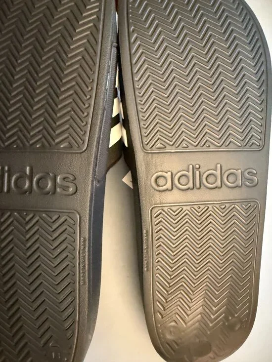 New Adidas Men's ADILETTE SHOWER SLIDES