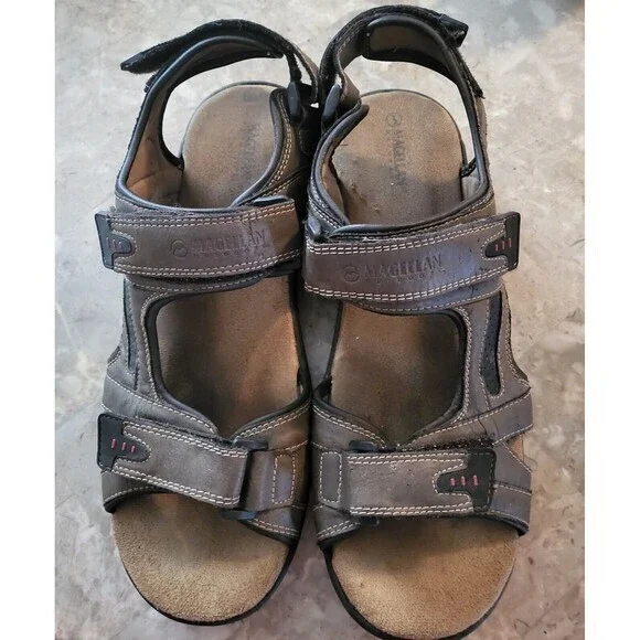 Magellan Outdoors Sandals Mens 12D Strap‎ Heal Adjustable Great Tread Clean