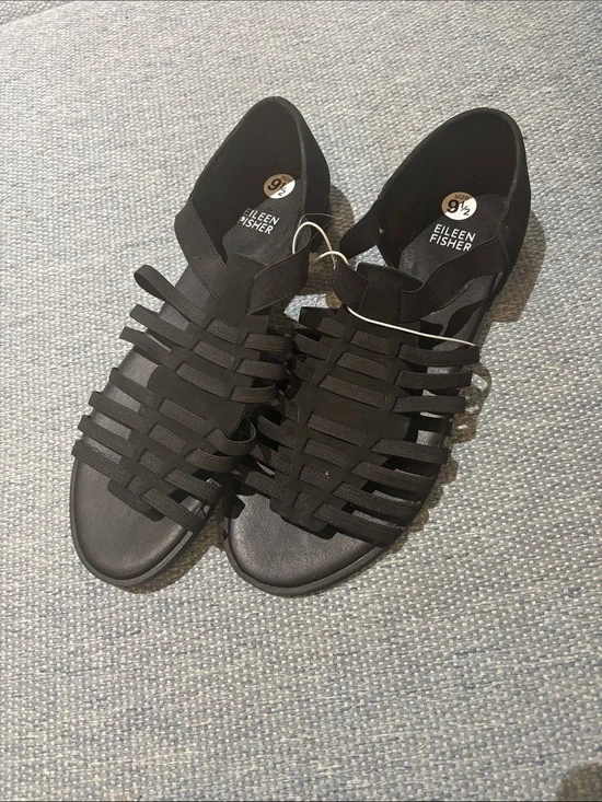 NWT Eileen Fisher leather rato sandals! 9.5