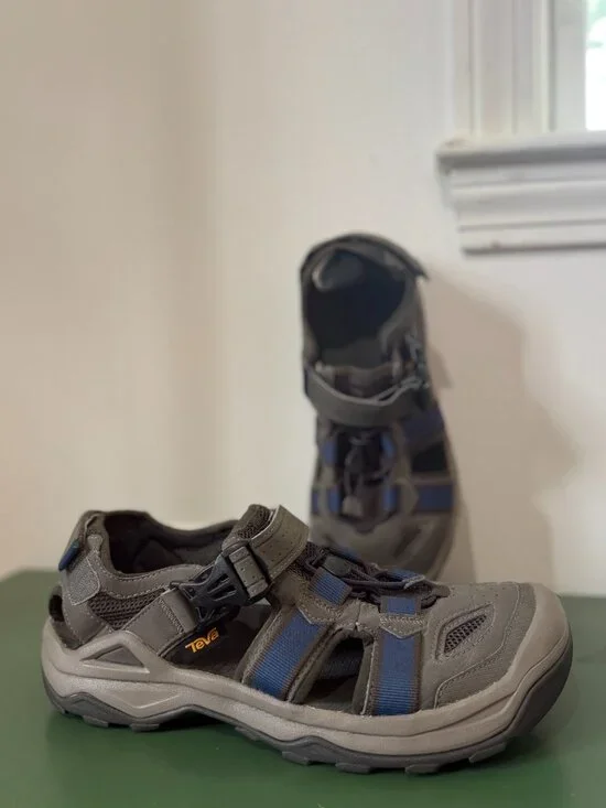 NEW Teva Men's Omnium 2 Water Sandal in the Bungee Cord colorway, size 10