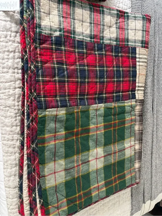 Pottery Barn Full/Queen Plaid Patchwork quilt and pillow shams