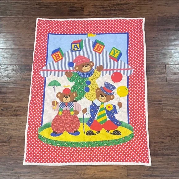 Vtg Handmade Circus Teddy Bear Clown Applique Baby Quilt Red Polka Dot 34x43