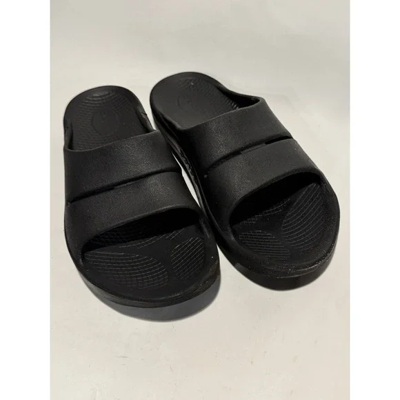 Oofos Mens Black Ooahh Recovery Comfort Slide Sandals M12