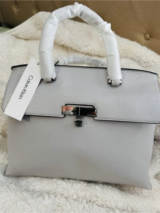 NWT👜Calvin Klein Light Gray Structured Top-Handle Satchel