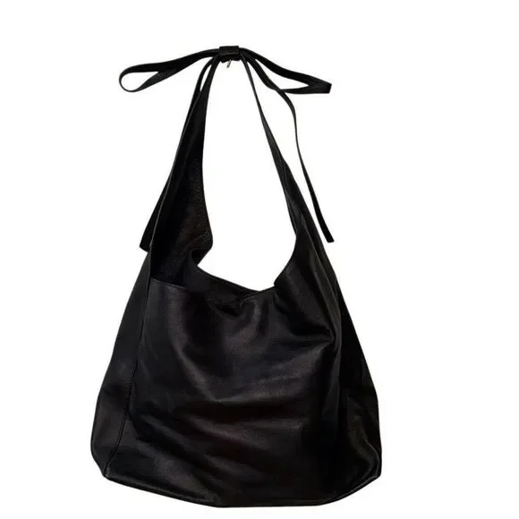Reformation Medium Vittoria Tote Bag Black Solid Shoulder Strap