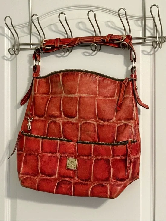 Dooney & Bourke Dillen Red Croc-Embossed Leather hobo Bag