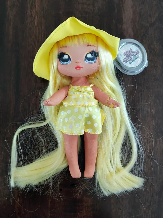 Na Na Na Surprise Yellow Polka Dot Kids Bath Doll with Hat - Bright Yellow