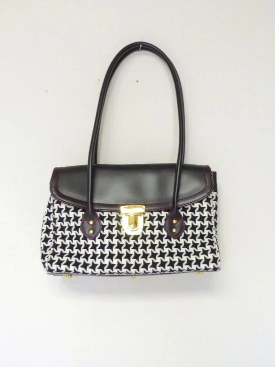 New Joan Rivers Classics black and cream houndstooth style rectangle purse
