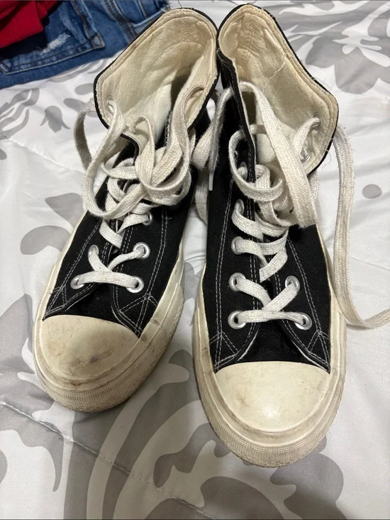 Men’s Black High-Top Canvas Sneakers with White Laces