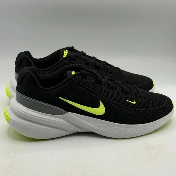 Nike Uplift SC Shoes Mens Size 11.5 Black Volt Glow Athletic IB2765-009