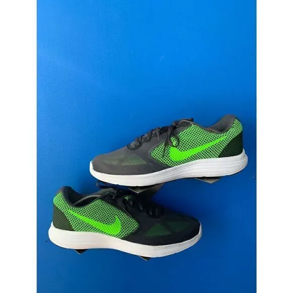 Nike Mens Revolution 3 819300-005 Gray Green Running Shoes Sneakers Size 11.5