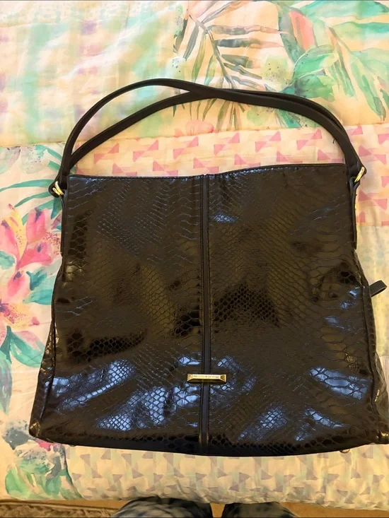 ANNE KLEIN Black Faux-Snake Shoulder Bag.