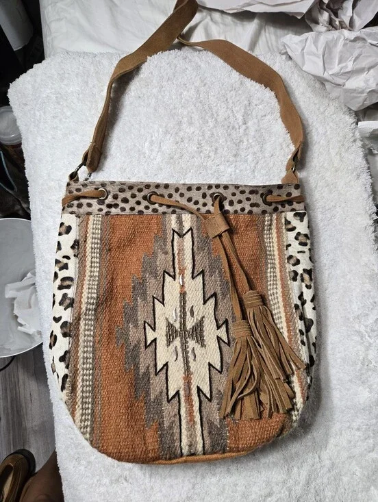 A + P Denim Women's Aztec Style Boho Bucket Bag