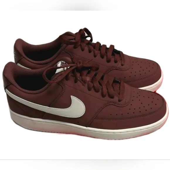 NIKE Court Vision Low Red Sepia Pale Ivory US Mens Size 9 (EUC)