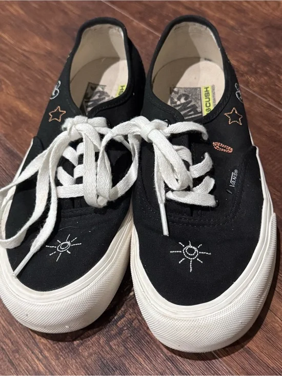 VANS Mystical Embroidered VR3 Sneakers