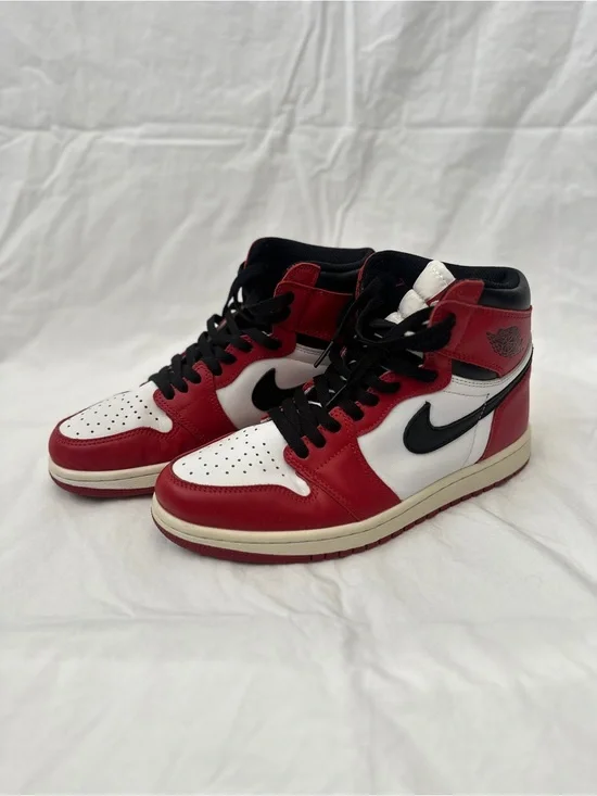 Nike Air Jordan 1 High - Red/White/Black