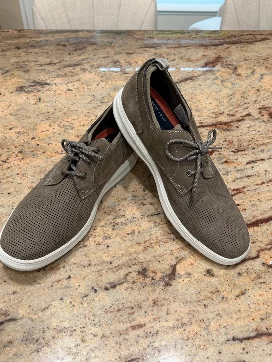 Rockport  Men’s Taupe Perforated Casual Sneakers Size 13